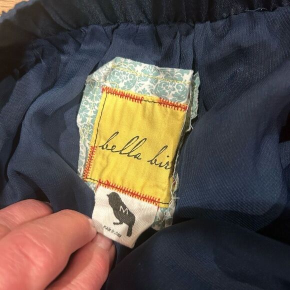 Bella Bird skirt knee length size medim - Picture 4 of 5